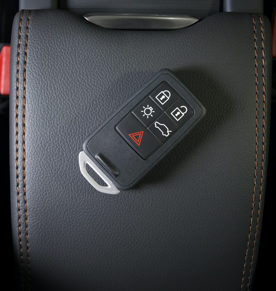 car-key-in-the-interior.jpg